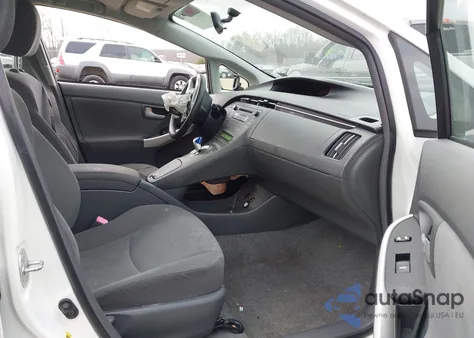 2011 Toyota Prius Two z USA, uszkodzony, nr VIN JTDKN3DUXB1368322